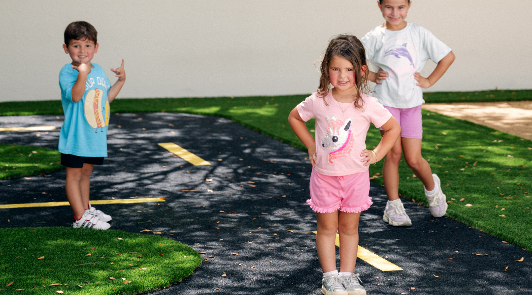 Montessori Children House of Miami Lakes kids playing in the summer